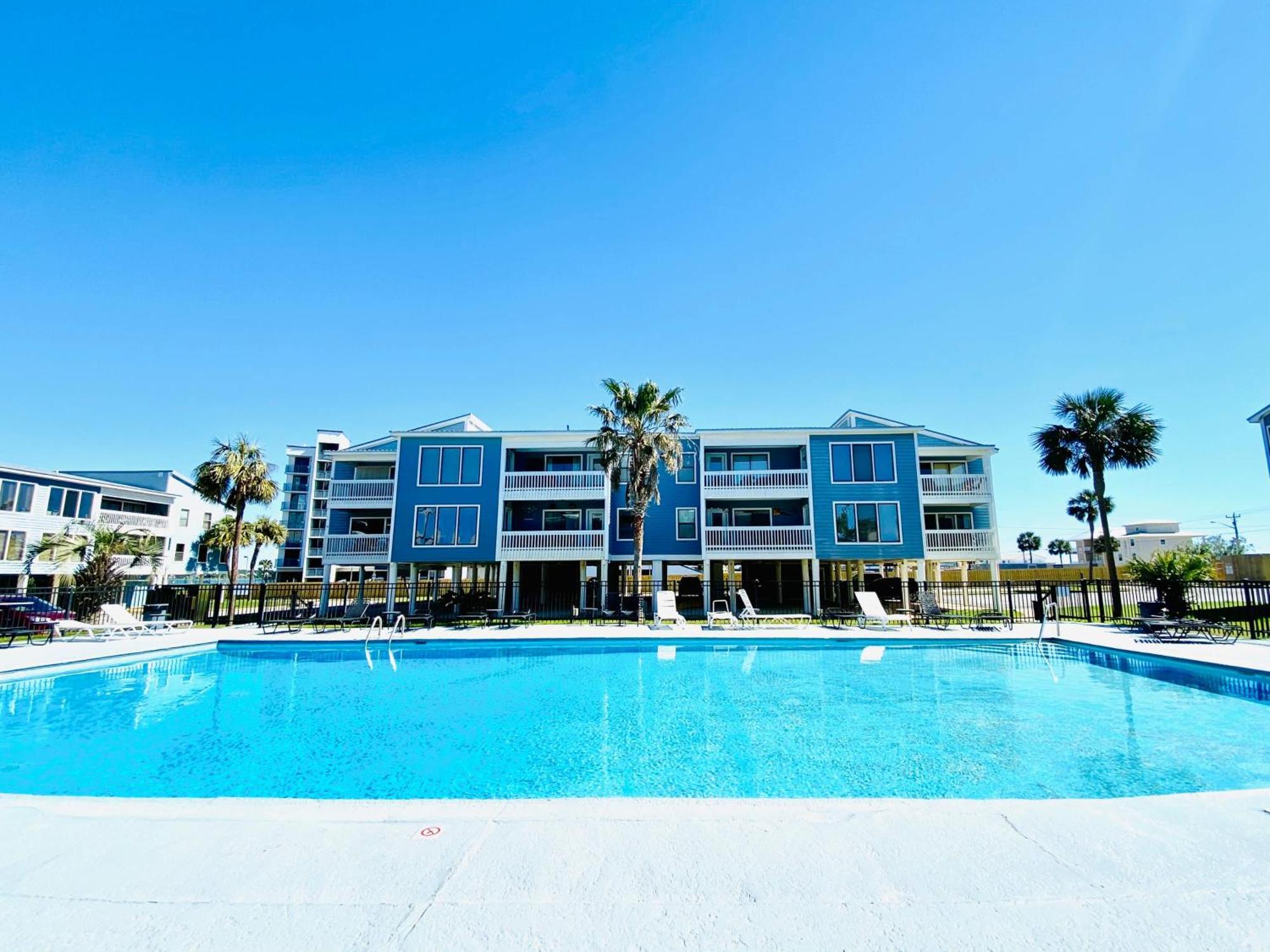 Sea Oats Beachfront Condo: Renovated 2BR with Pools and Pier Access Gulf Shores Exterior photo